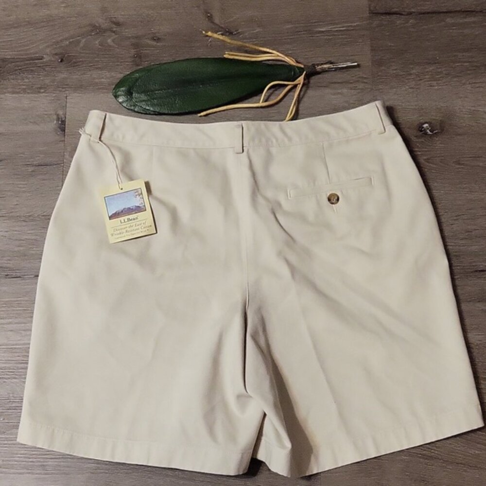 NWT L.L. Bean Wrinkle Resistance Shorts 14 - Picture 2 of 5